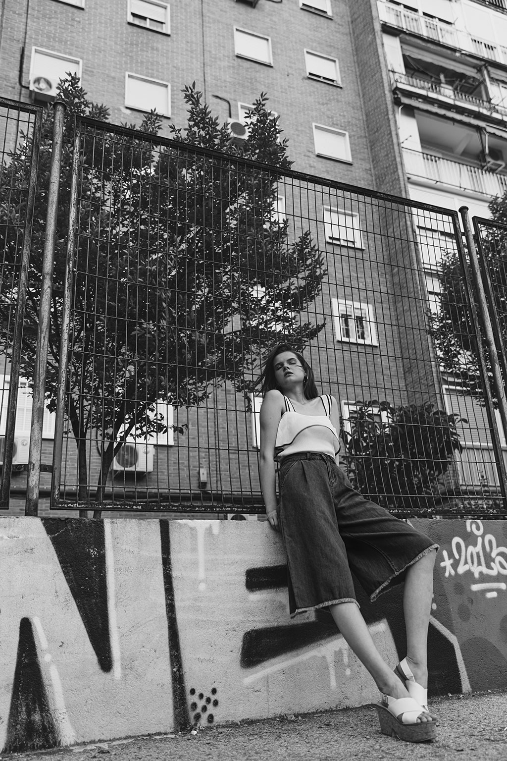 editorial-the-hood-01