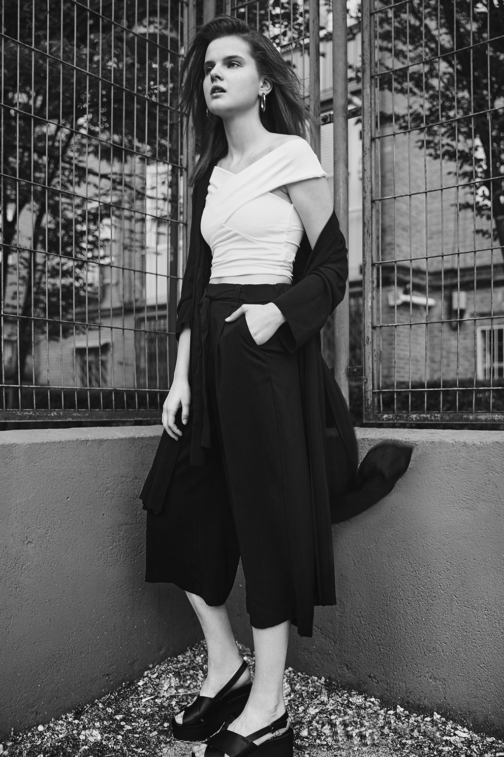 editorial-the-hood-03