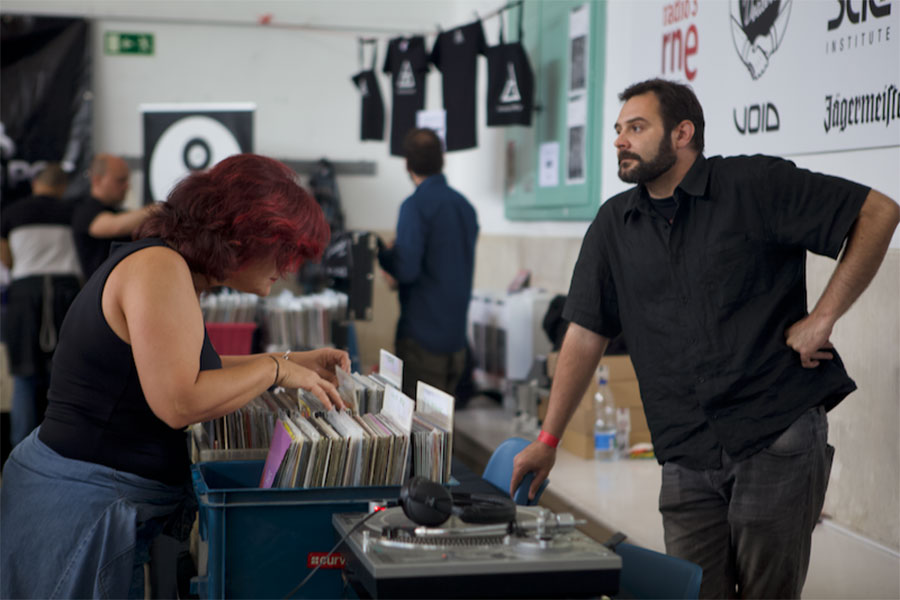 music-dealers-madrid-02